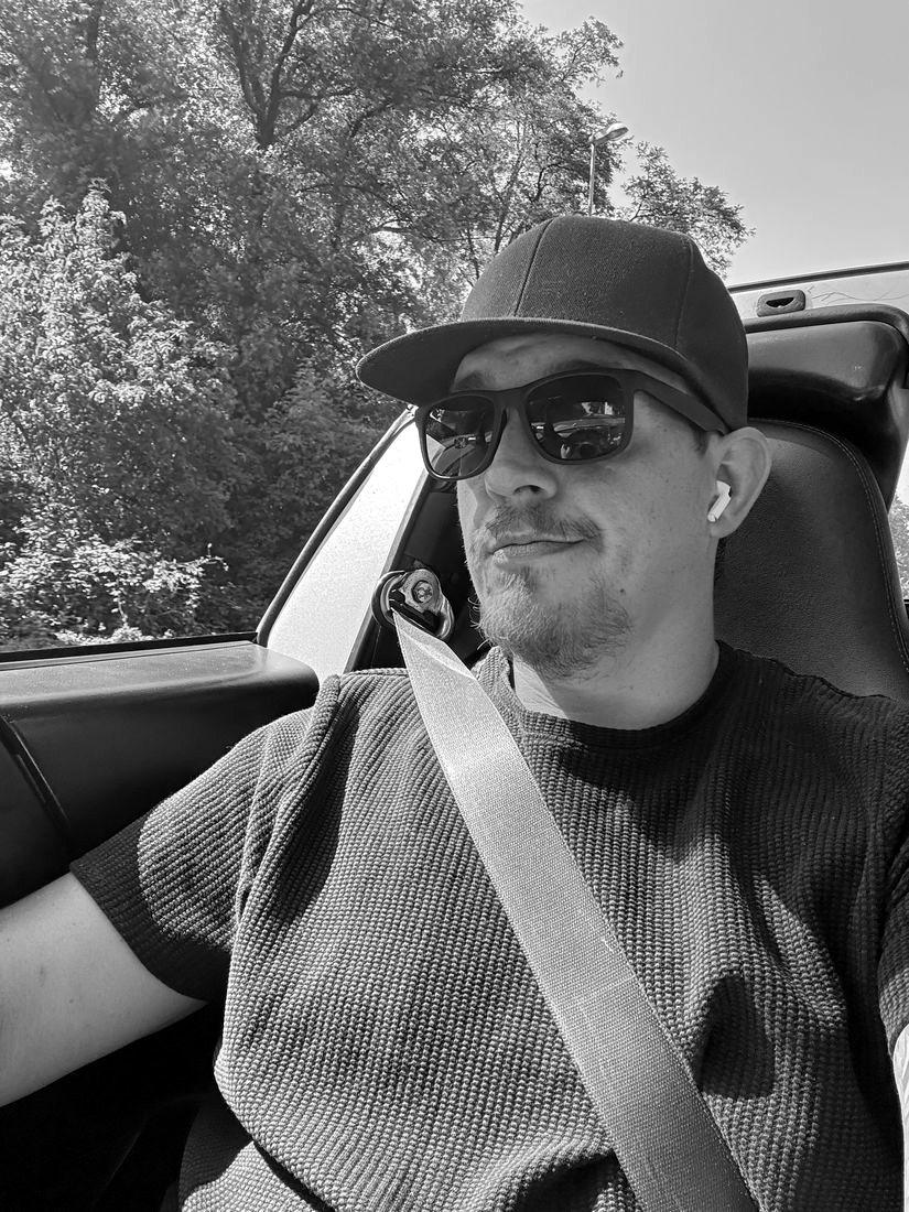 Selfie im Auto